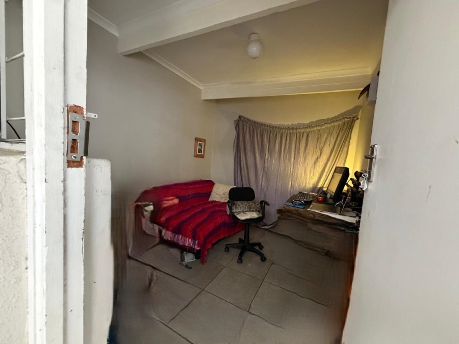 5 Bedroom Property for Sale in Lotus River Western Cape